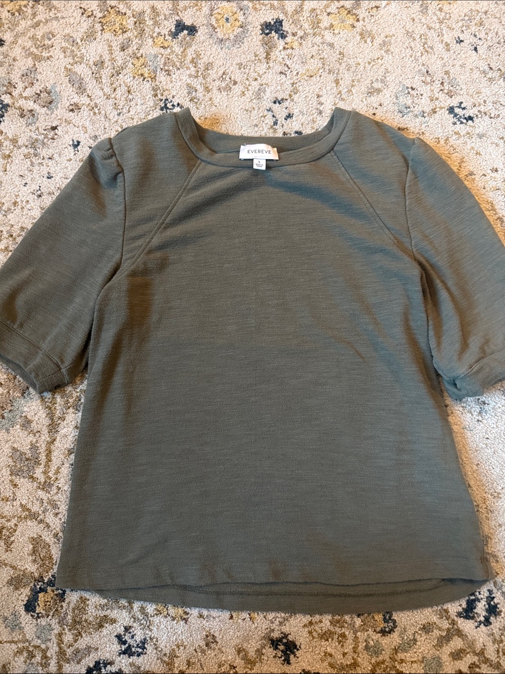 Evereve tshirt sweatshirt